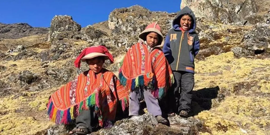 Lares Trek to Machu Picchu 4 Days via Patacancha