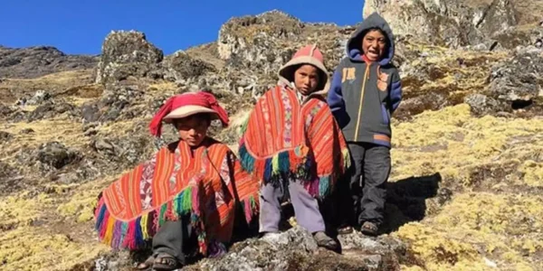 Lares Trek to Machu Picchu 4 Days / 3 Nights – Patacancha - Imagen 3