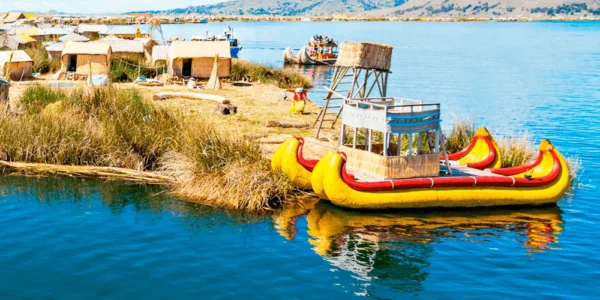Tour to Uros – Taquile 2 Days 1 night