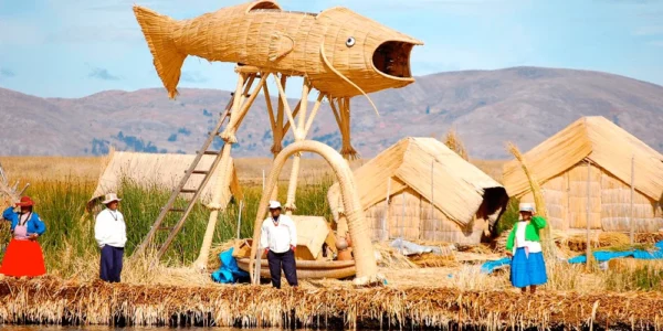 Tour to Uros – Taquile 2 Days 1 night - Imagen 2