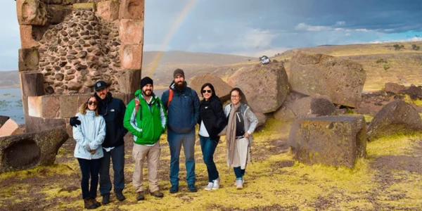 Uros – Taquile – Amantany Homestay 2 Days 1 Night - Imagen 4
