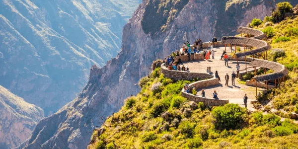 Colca Canyon Trek 3 Days 2 Nights - Imagen 2