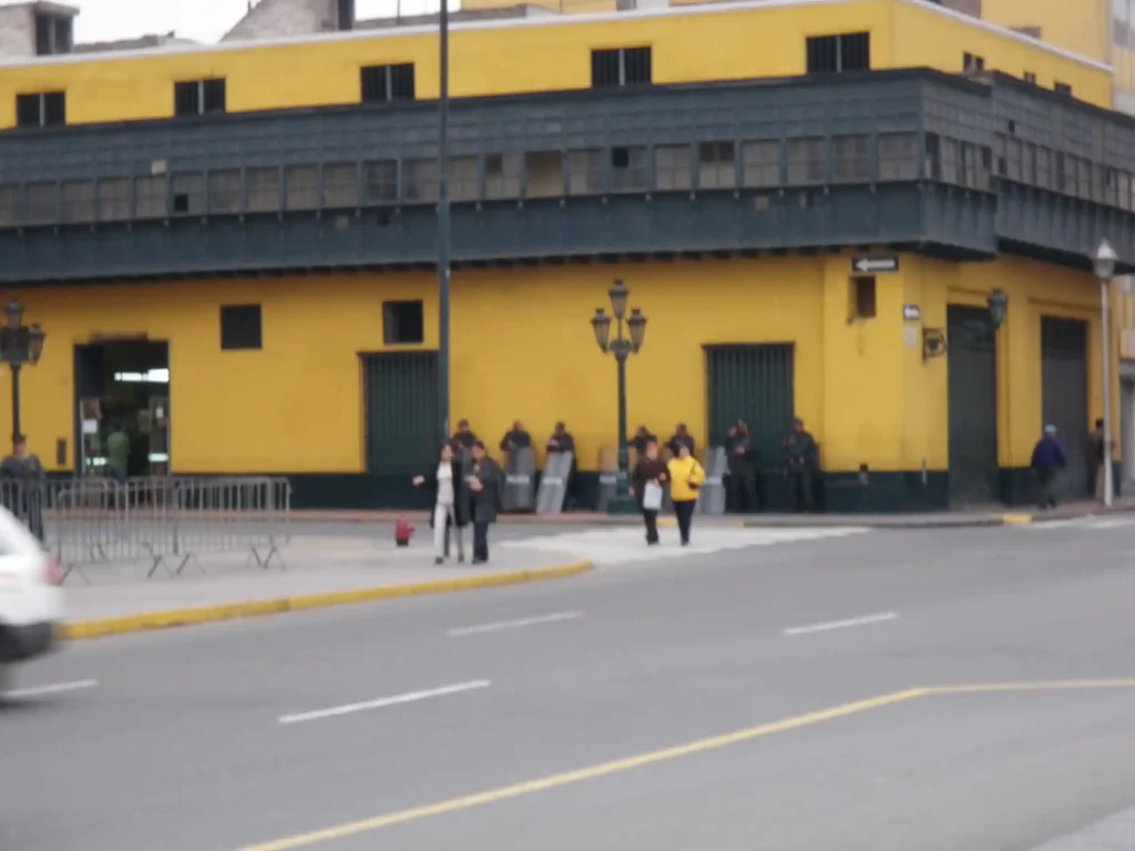 Lima City Tour: Ancient, Colonial and Modern Districts