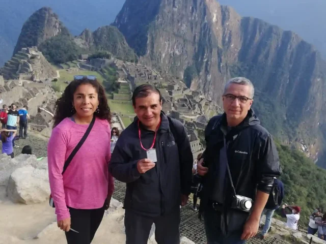 Machu Picchu Tourist Train Package for Peruvian Travelers
