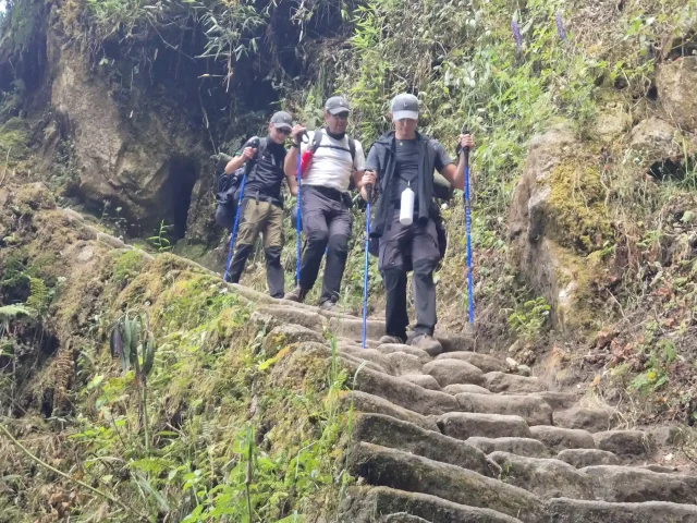 Machu Picchu Tourist Train Package for Peruvian Travelers