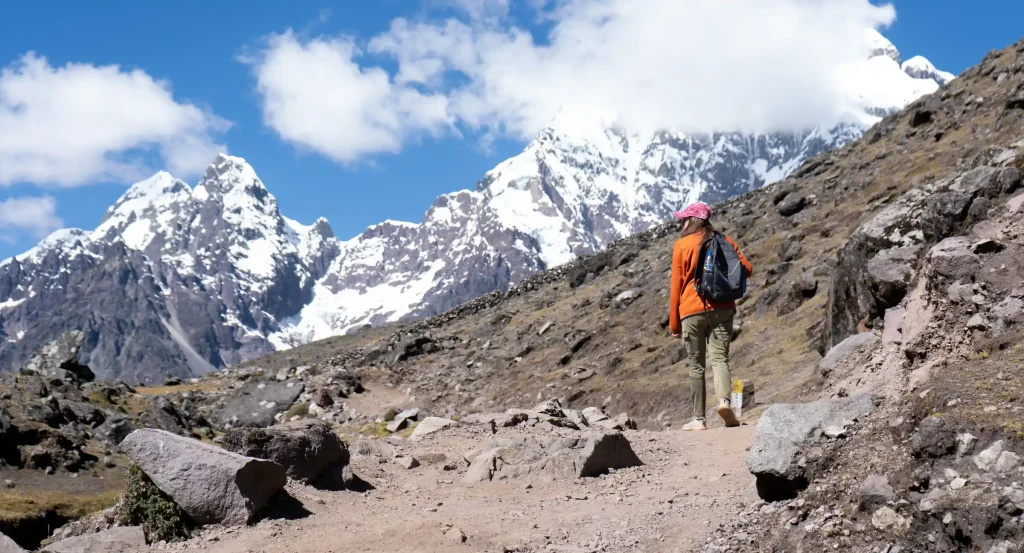 Ausangate Seven Lakes Full-Day Hike