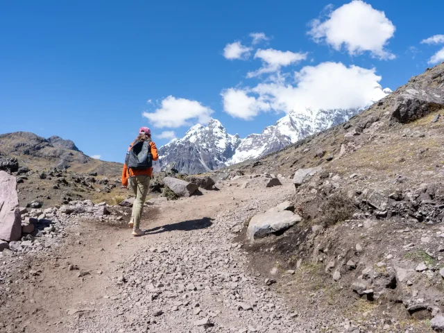 Ausangate Seven Lakes Full-Day Hike